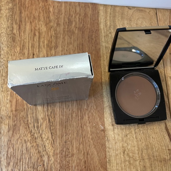 Lancôme dual finish - Picture 2 of 3